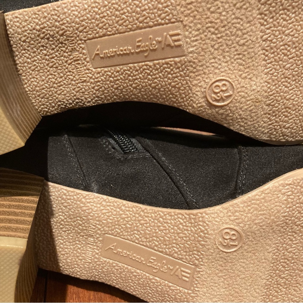 NWOT American Eagle Black Ankle Boots Booties Faux Suede 2.5 inch Heel Size 8.5 - Picture 7 of 13